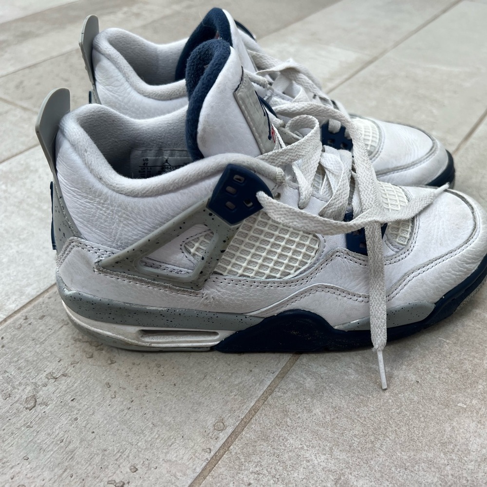 Youth boys Jordan sneakers